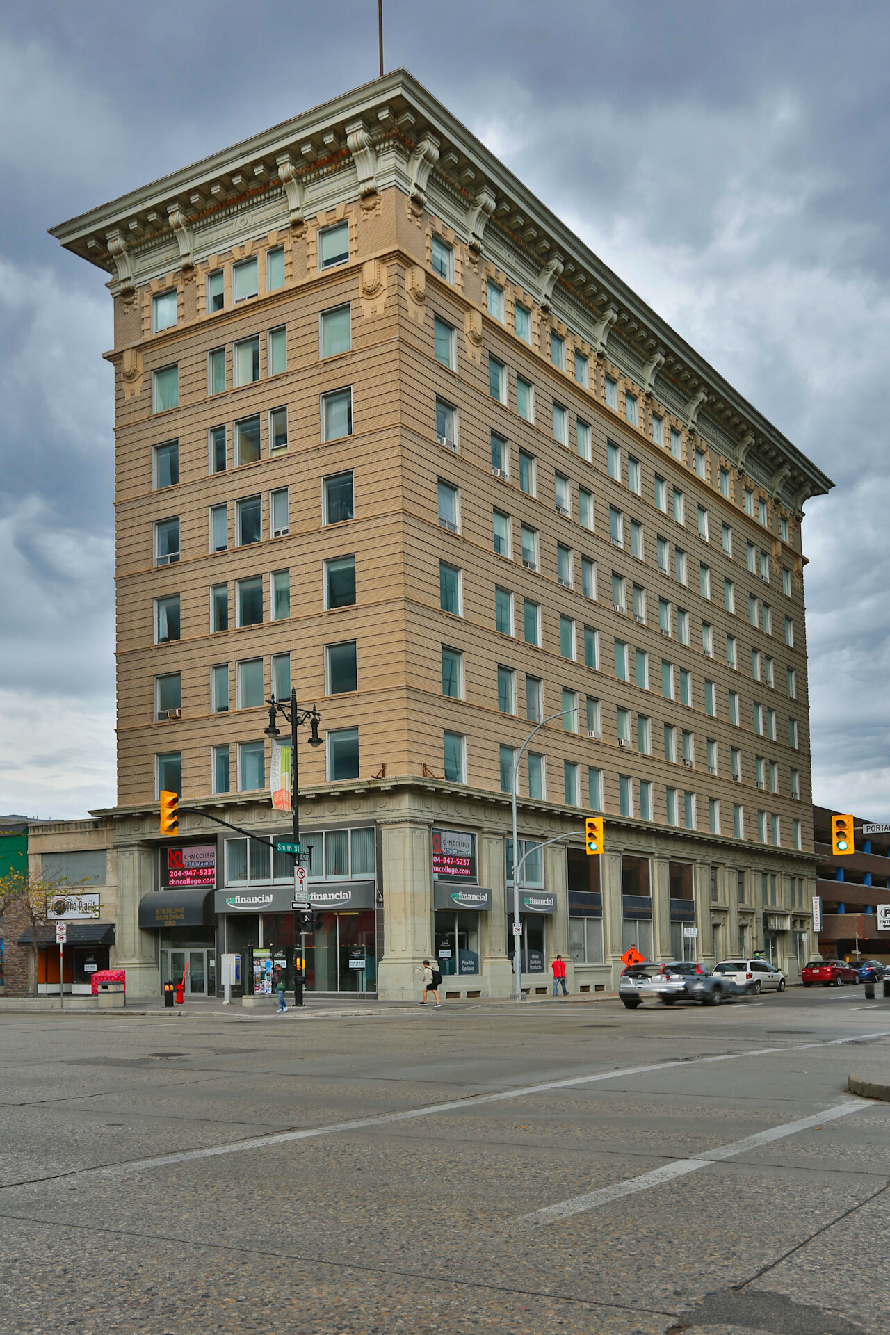 283 Portage Avenue